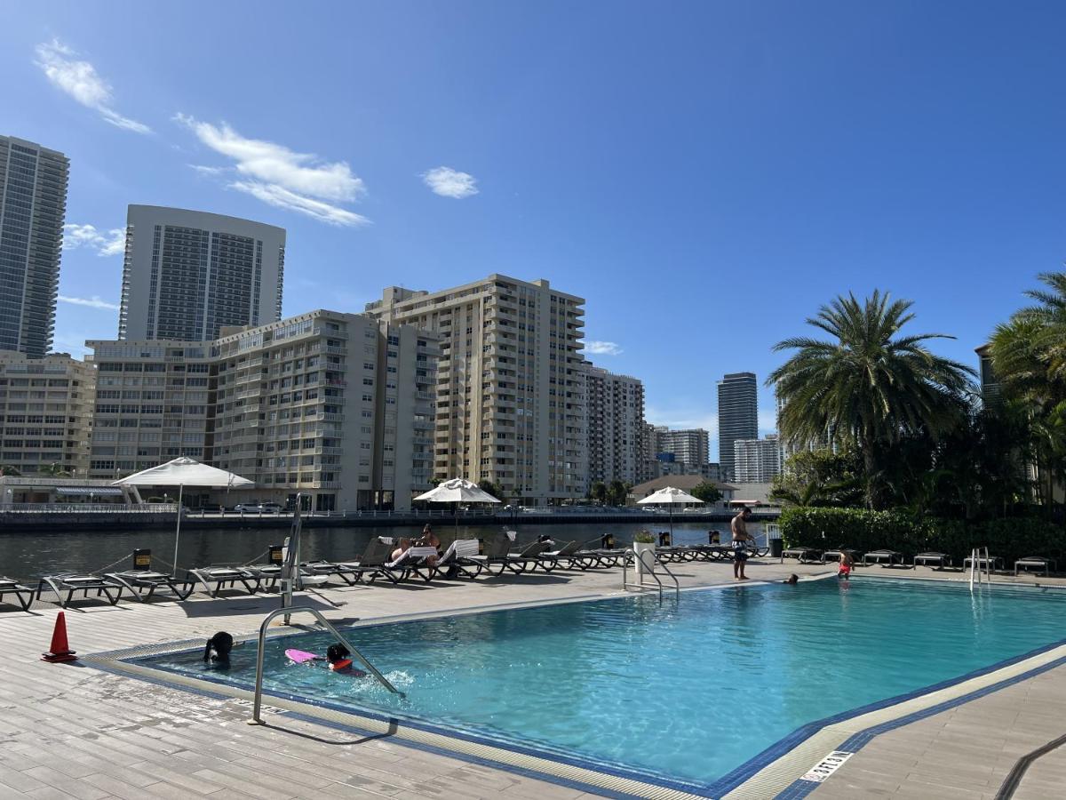 23Rd Floor Luxury & Spacious Beachwalk Resort Apartment With Amazing View Hallandale Beach Exteriör bild