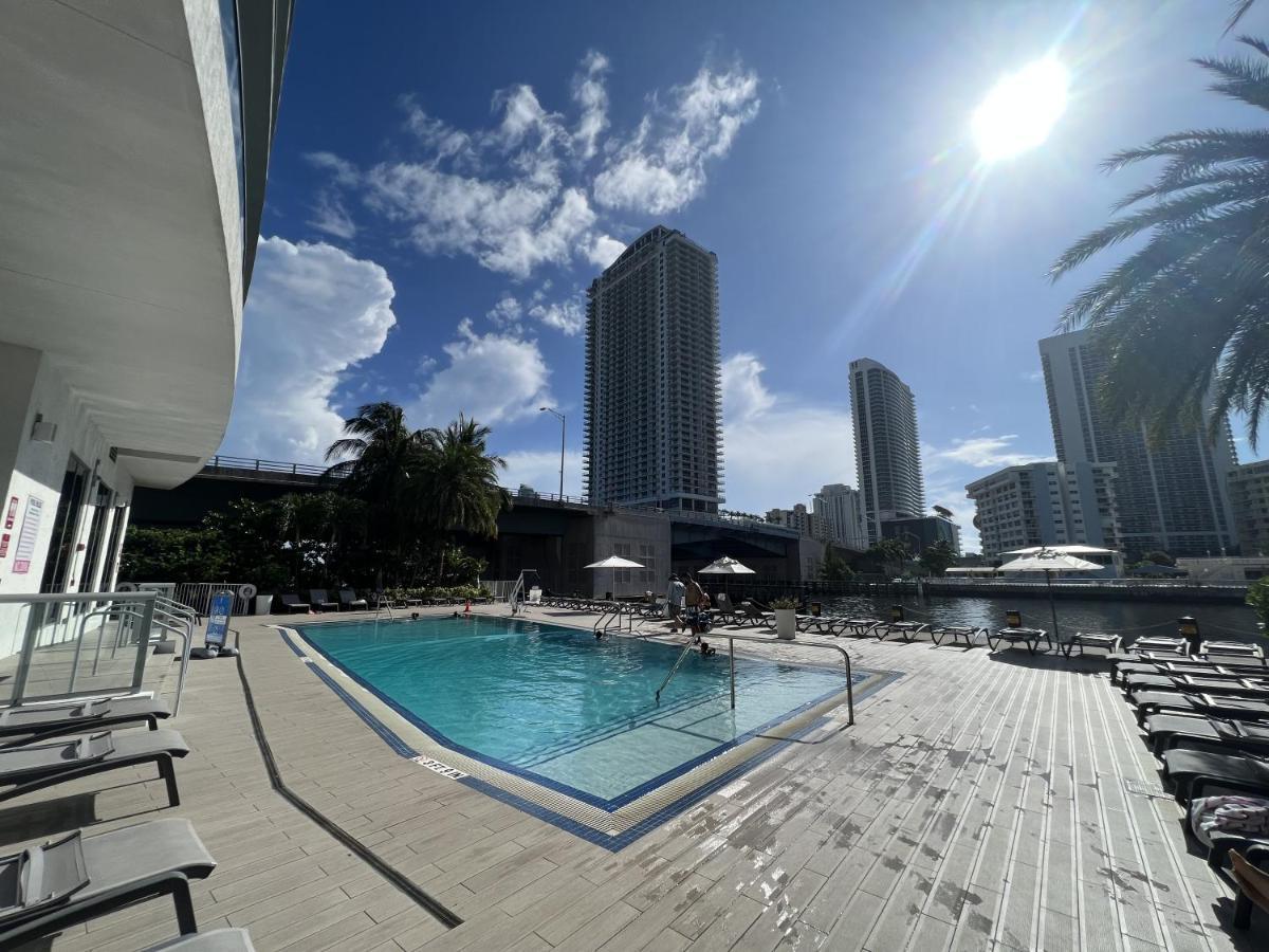 23Rd Floor Luxury & Spacious Beachwalk Resort Apartment With Amazing View Hallandale Beach Exteriör bild