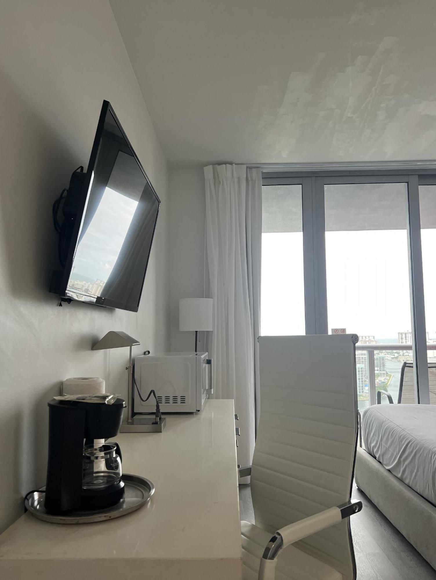23Rd Floor Luxury & Spacious Beachwalk Resort Apartment With Amazing View Hallandale Beach Exteriör bild