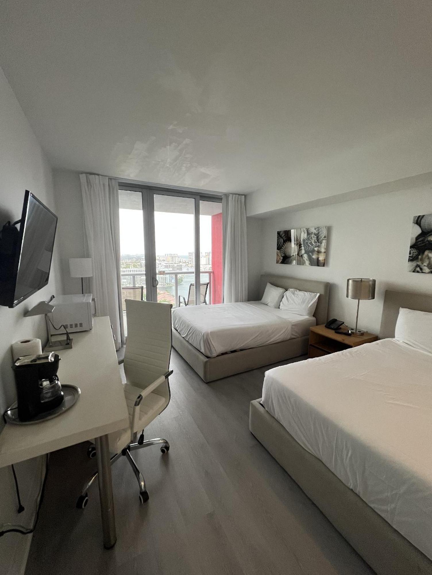 23Rd Floor Luxury & Spacious Beachwalk Resort Apartment With Amazing View Hallandale Beach Exteriör bild